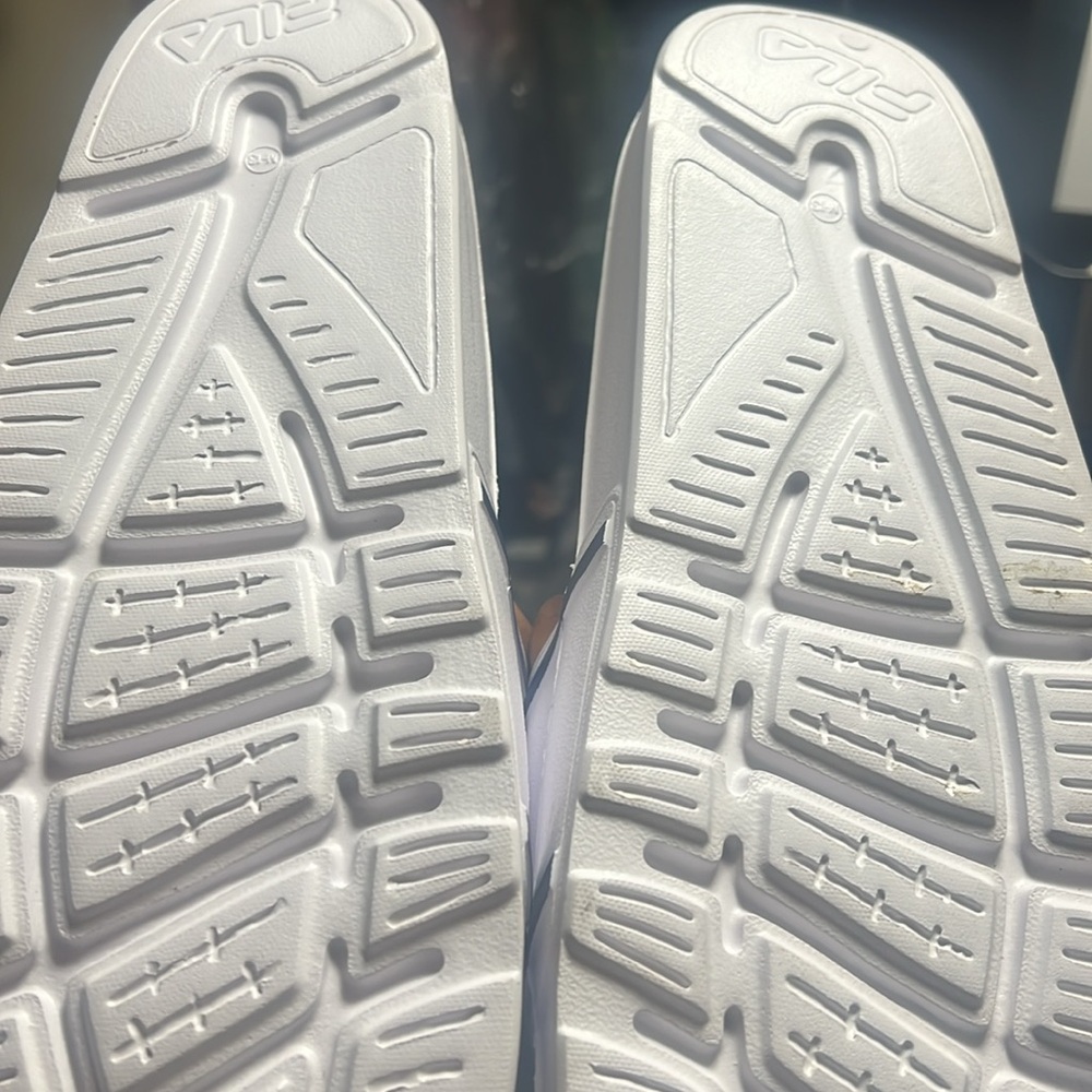 Men FILA Slides - Picture 4 of 8